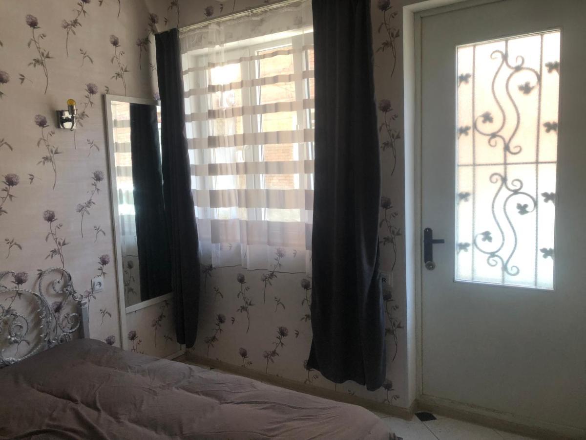 Appartment In Old Tbs, Near Holy Trinity Cathedral Tbilisi Exterior foto